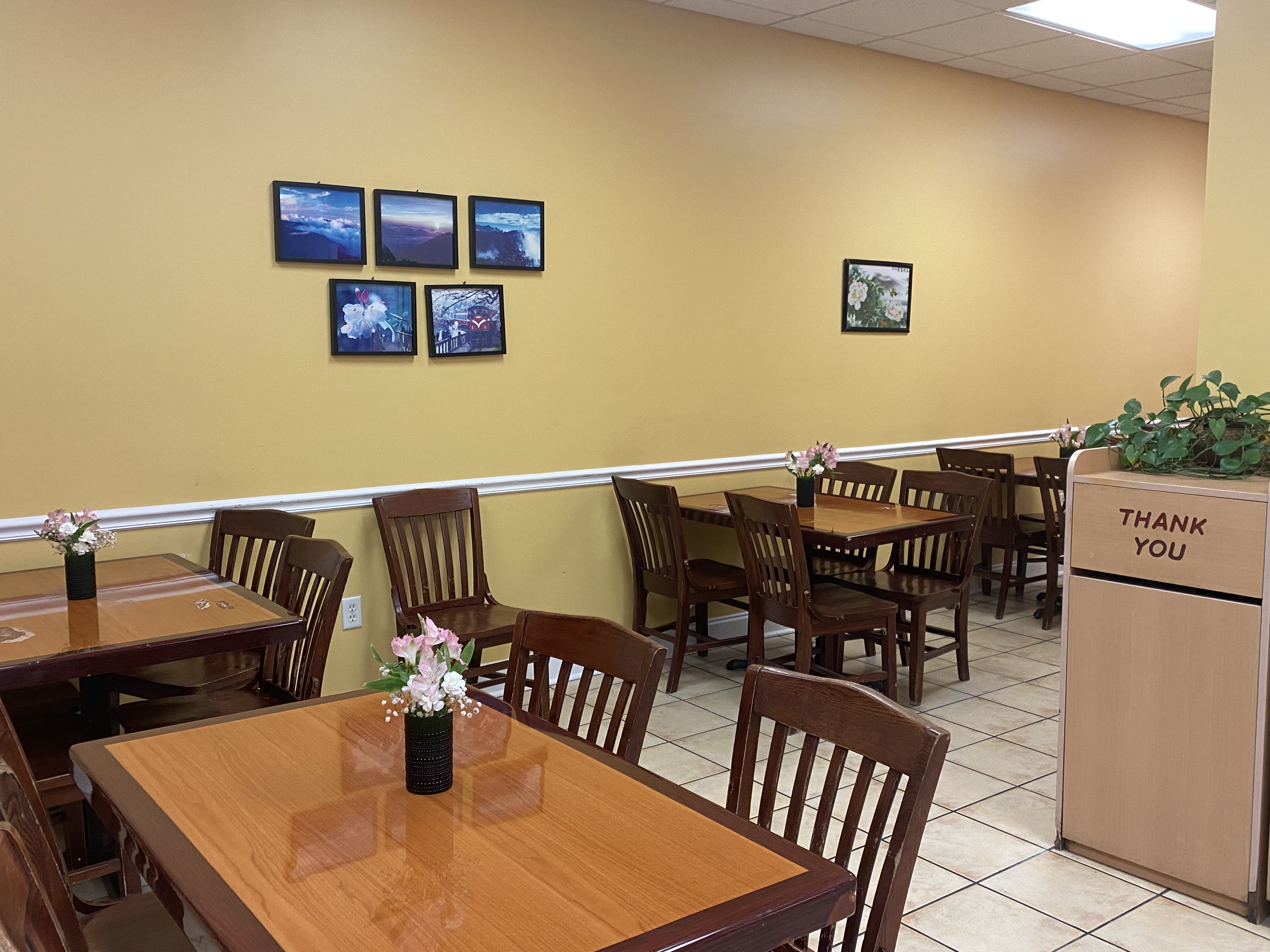 Dining tables inside Egg Roll Express